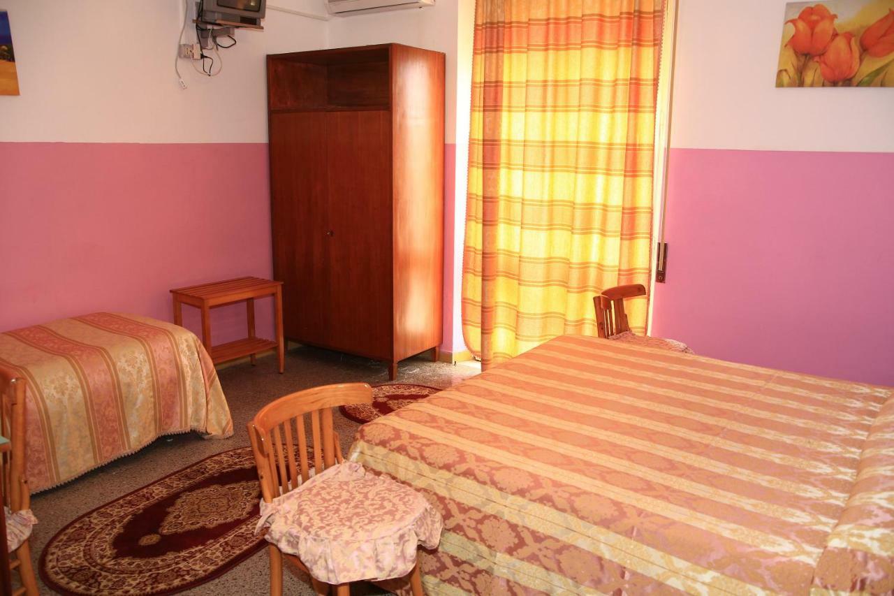 Hotel San Vincenzo Soverato Marina Dış mekan fotoğraf